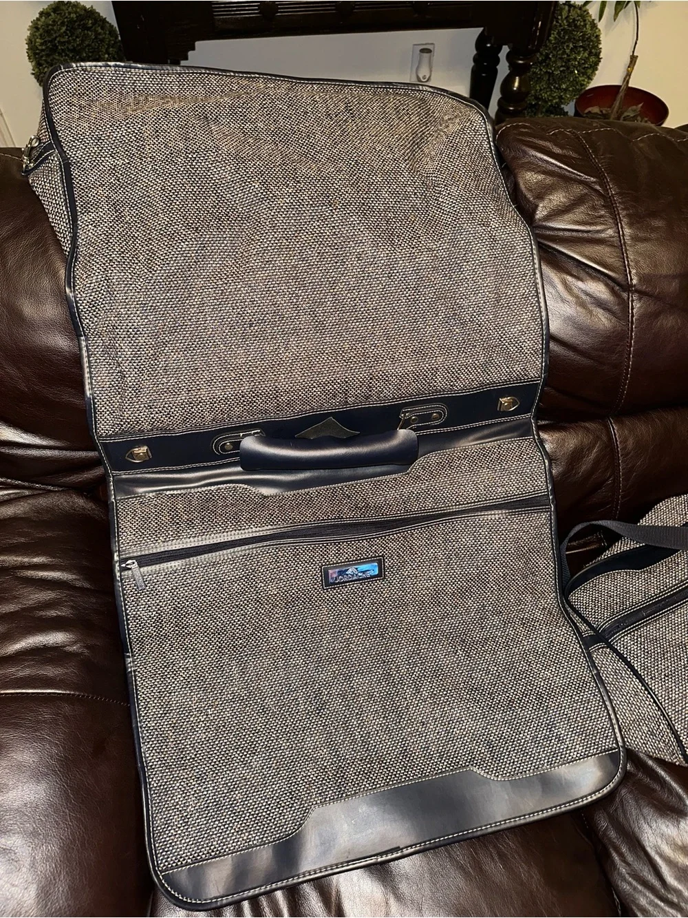 RARE FIND! Jordache Blue Tweed 3 piece Luggage Set. 90’s Vintage EUC!👀😯